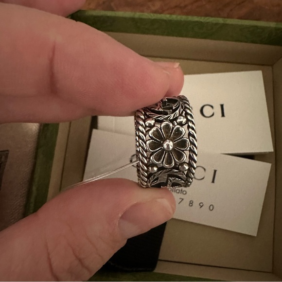 NWB Gucci Silver Tone Ring Size 9 - Picture 5 of 7